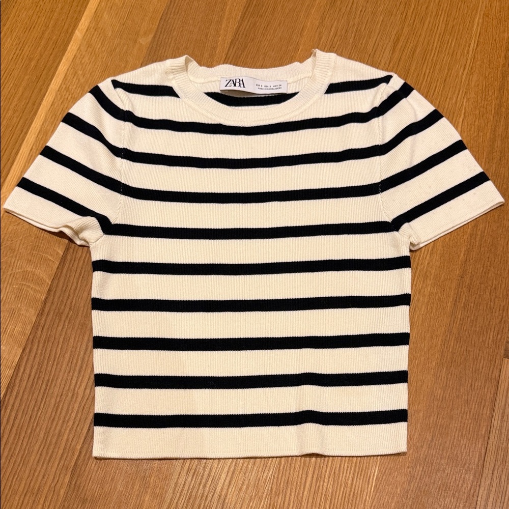 Zara Cream and Black Striped Tee
Never worn